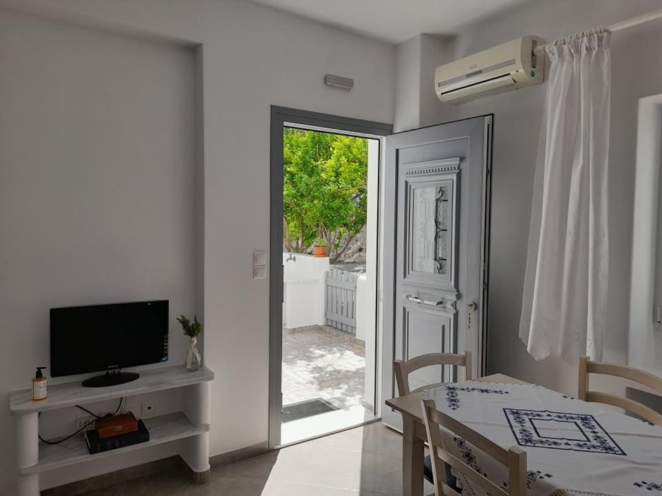Matilda Milos - Cycladic Living Lägenhet Triovasálos Exteriör bild